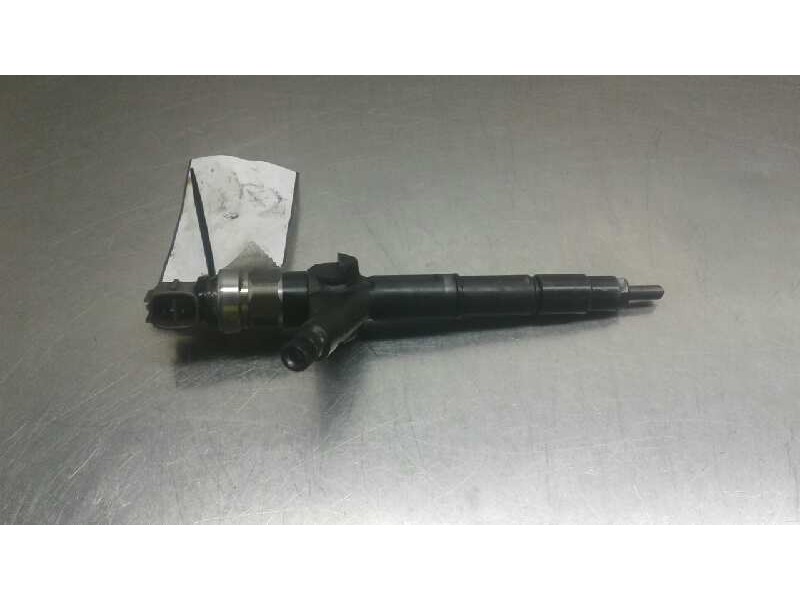 Recambio de inyector para nissan almera (n16/e) acenta referencia OEM IAM 07F05556  