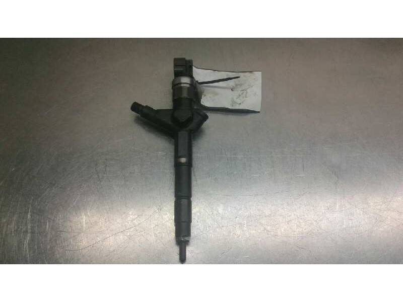 Recambio de inyector para nissan almera (n16/e) acenta referencia OEM IAM 07F05556  