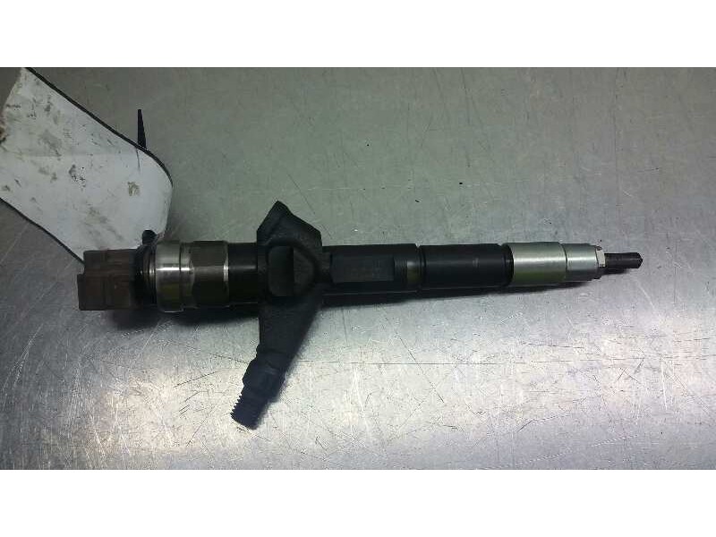 Recambio de inyector para nissan almera (n16/e) acenta referencia OEM IAM 02J00980  