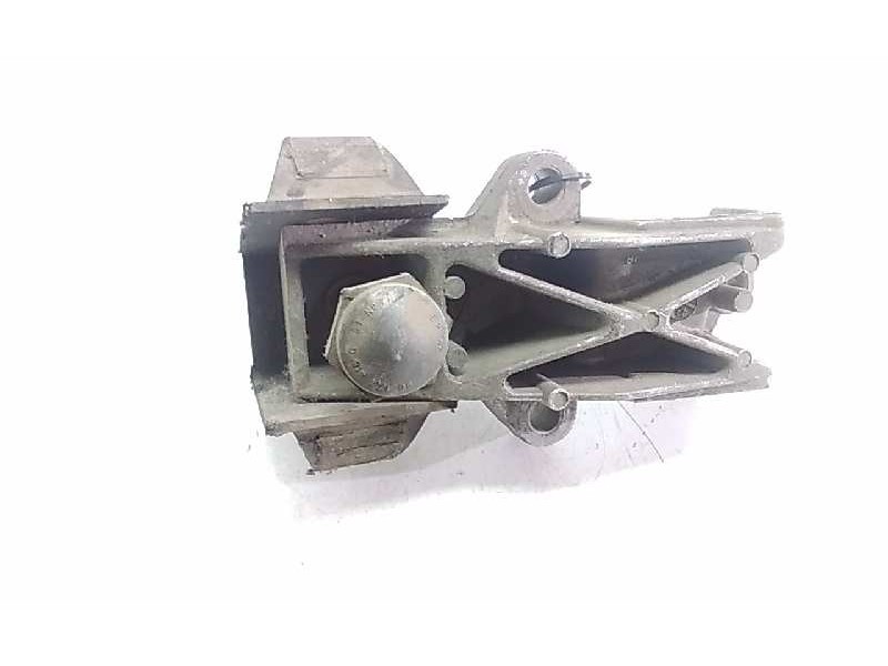 Recambio de soporte motor para citroen xantia berlina referencia OEM IAM 9616027080  