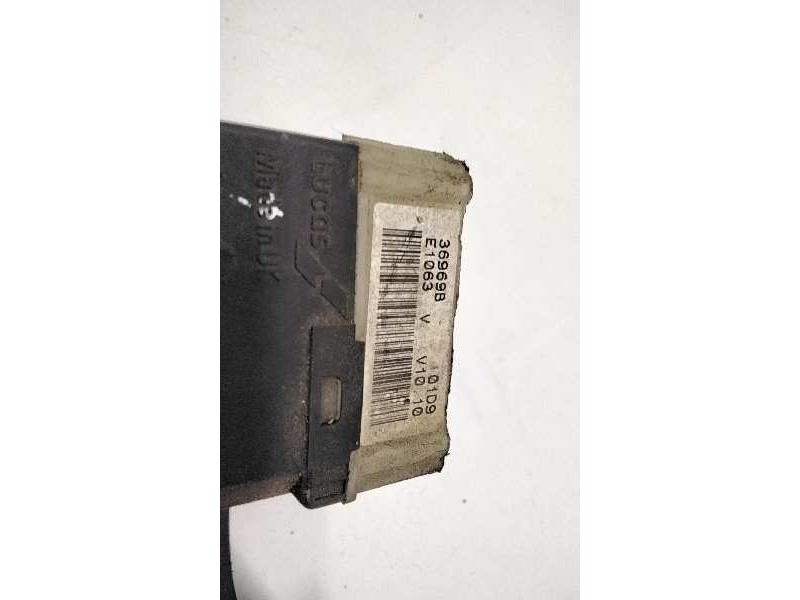 Recambio de mando limpia para opel movano furgón corto 3.3t referencia OEM IAM 36969B  