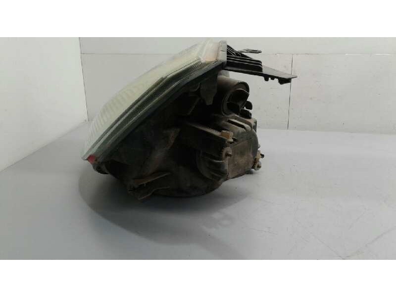 Recambio de faro izquierdo para ford fiesta (cbk) trend referencia OEM IAM   