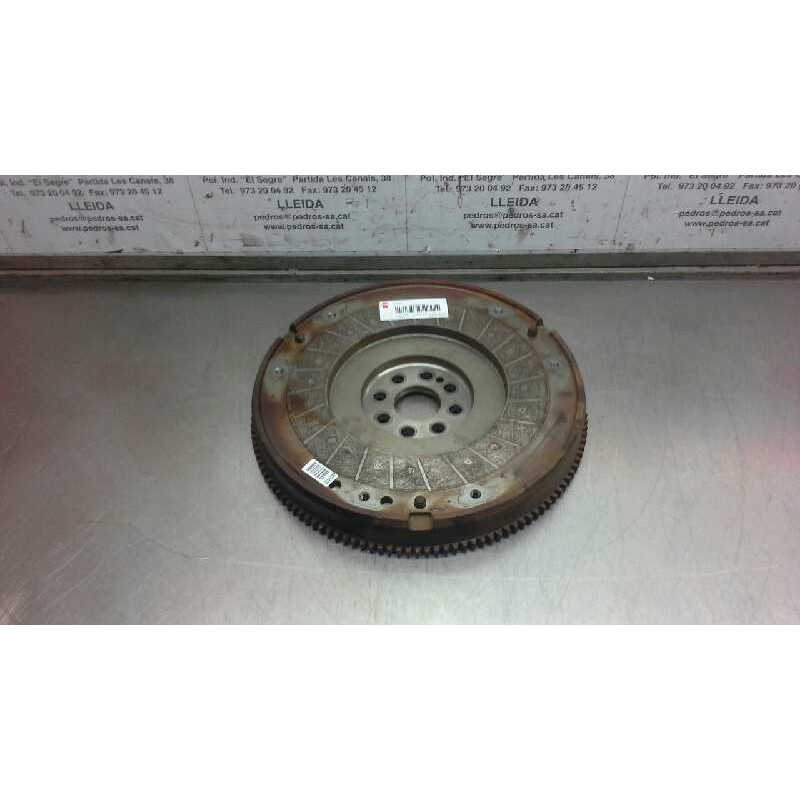 Recambio de volante motor para renault trafic caja cerrada (ab 4.01) 2.0 dci diesel cat referencia OEM IAM M9R630  