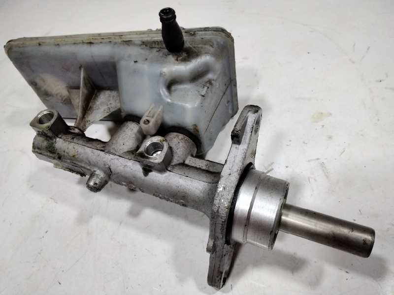 Recambio de bomba freno para renault trafic combi (ab 4.01) 2.0 dci diesel fap cat referencia OEM IAM 425712  