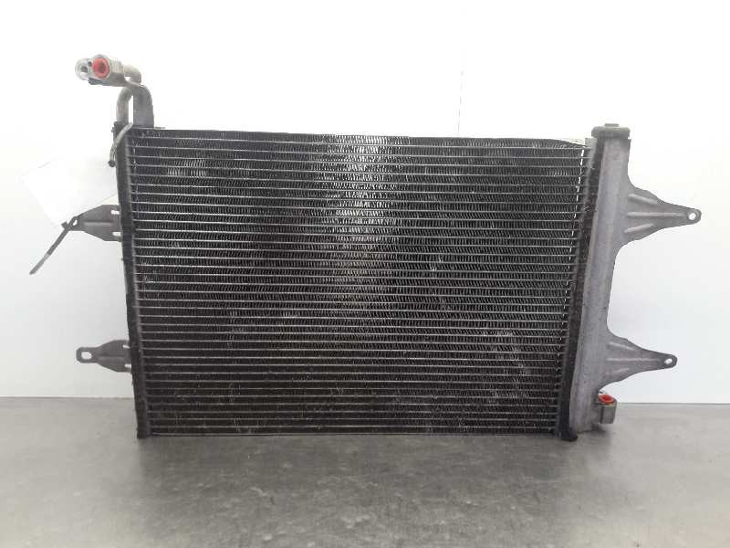 Recambio de condensador / radiador aire acondicionado para seat ibiza (6l1) hit referencia OEM IAM 6Q0820411K  