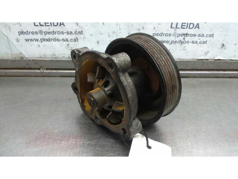 Recambio de bomba agua para opel astra h berlina enjoy referencia OEM IAM   