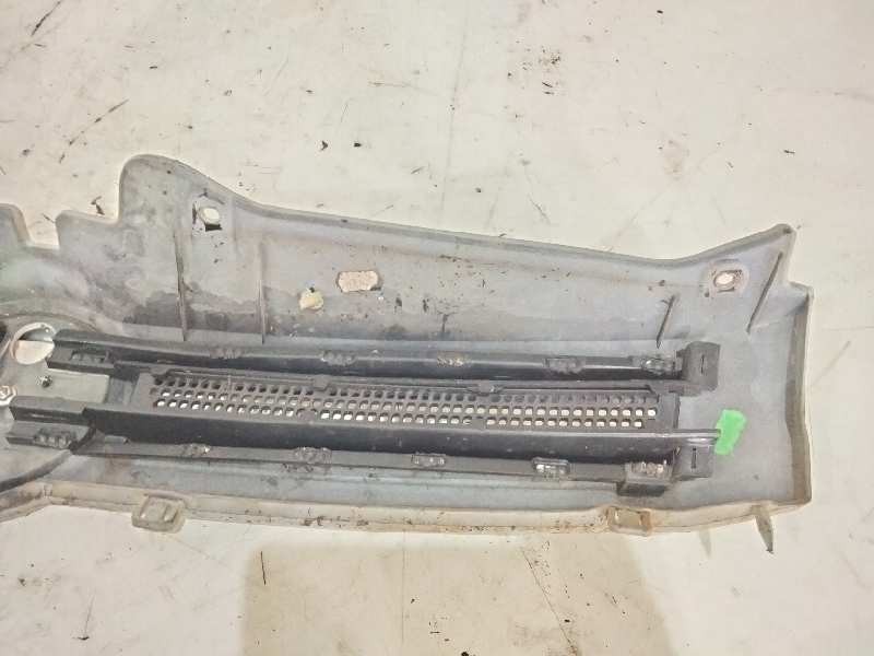 Recambio de rejilla delantera para fiat panda (169) 1.3 jtd 4x4 referencia OEM IAM   