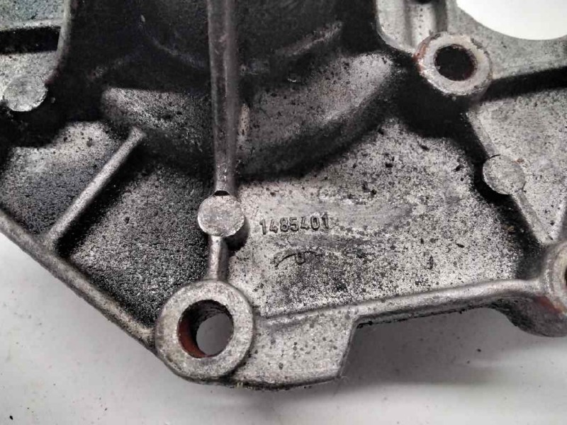 Recambio de bomba agua para renault clio ii fase i (b/cbo) 1.9 dti diesel referencia OEM IAM 1485401  