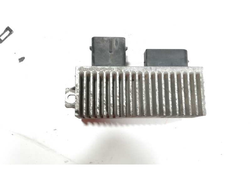 Recambio de caja reles para renault trafic combi (ab 4.01) 2.0 dci diesel fap cat referencia OEM IAM 8200558438A  