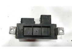 Recambio de caja reles para renault trafic combi (ab 4.01) 2.0 dci diesel fap cat referencia OEM IAM 8200558438A   2