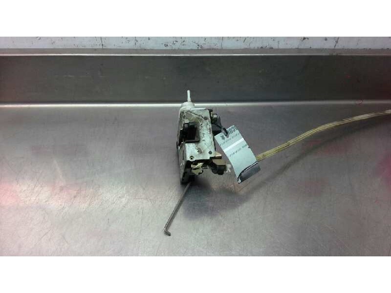 Recambio de cerradura puerta delantera derecha para audi a4 avant (8e) 1.8 20v turbo referencia OEM IAM   108315