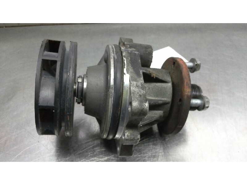 Recambio de bomba agua para bmw x5 (e53) 3.0i referencia OEM IAM F2084976  
