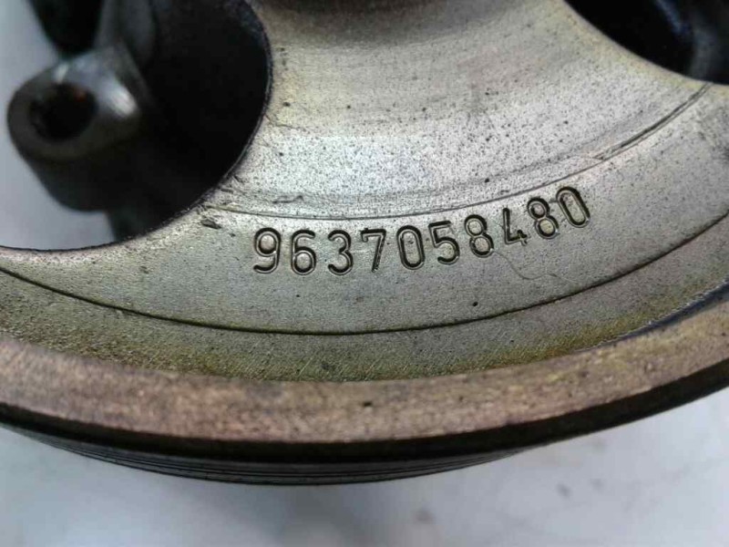 Recambio de bomba direccion para peugeot 206 berlina gti referencia OEM IAM 9637058480 26082230-QB 