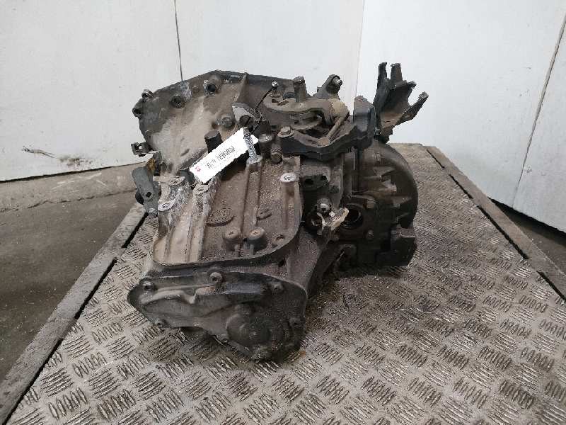 Recambio de caja cambios para peugeot 407 st confort pack referencia OEM IAM 20MB17  