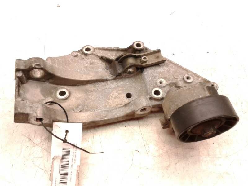 Recambio de soporte alternador para peugeot 407 st confort pack referencia OEM IAM 9682367380  