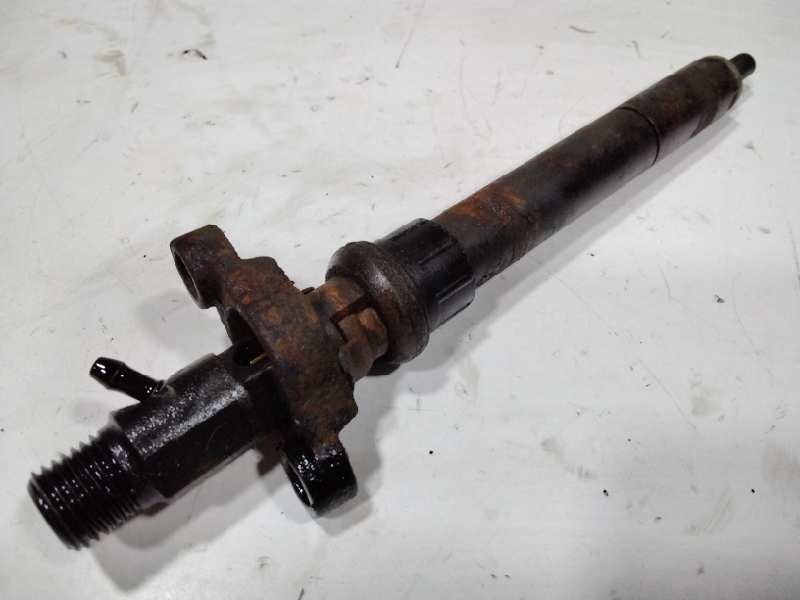 Recambio de inyector para peugeot 407 st confort pack referencia OEM IAM 9556389980  