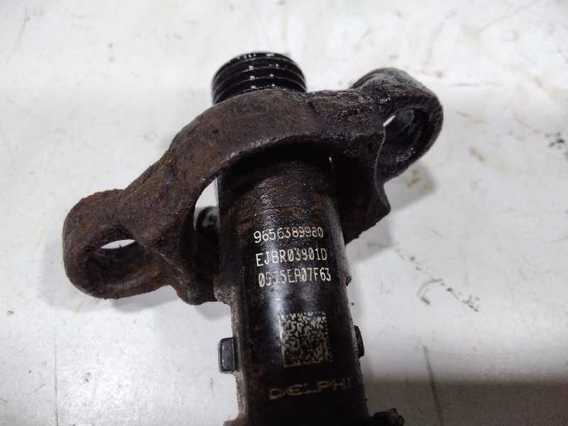 Recambio de inyector para peugeot 407 st confort pack referencia OEM IAM 9556389980  