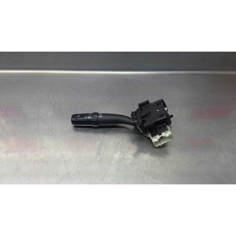 Recambio de mando luces para toyota avensis berlina (t25) 1.8 sol berlina (5-ptas) referencia OEM IAM   