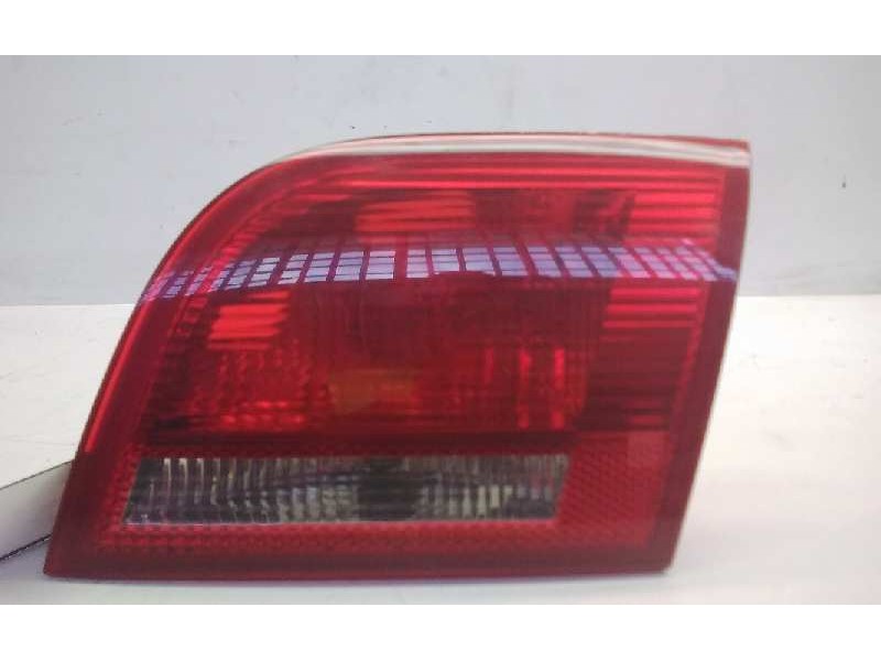 Recambio de piloto trasero derecho porton para audi a3 sportback (8p) referencia OEM IAM 8P4945093B  