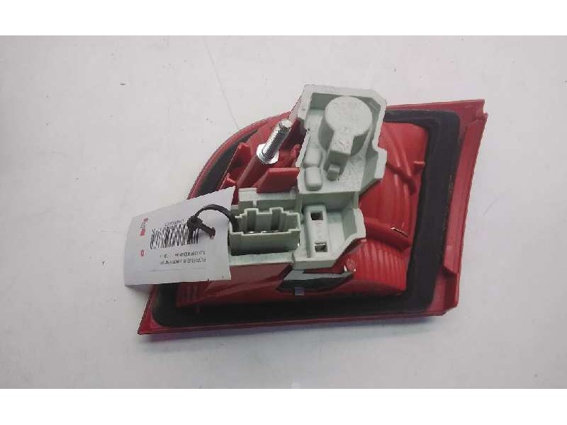 Recambio de piloto trasero izquierdo porton para audi a3 sportback (8p) referencia OEM IAM 8P4945094B  