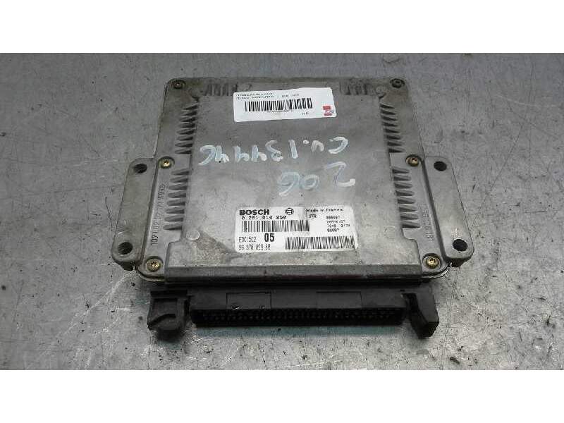 Recambio de centralita motor uce para peugeot 206 berlina xt referencia OEM IAM 0281010250 9637089980 28FM0167