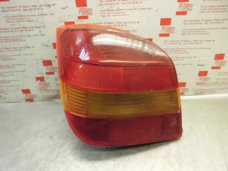 Recambio de piloto trasero izquierdo para ford fiesta berl./courier surf referencia OEM IAM 7070865  