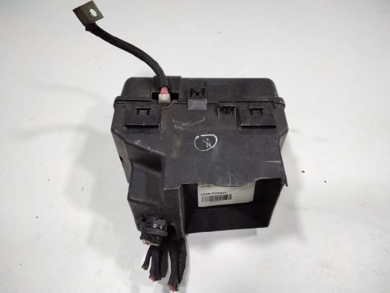 Recambio de caja fusibles para renault vel satis (bj0) grand confort referencia OEM IAM 8200691582  