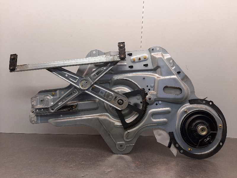 Recambio de elevalunas delantero derecho para kia cerato 1.6 lx familiar (5-ptas.) referencia OEM IAM 824022F010  