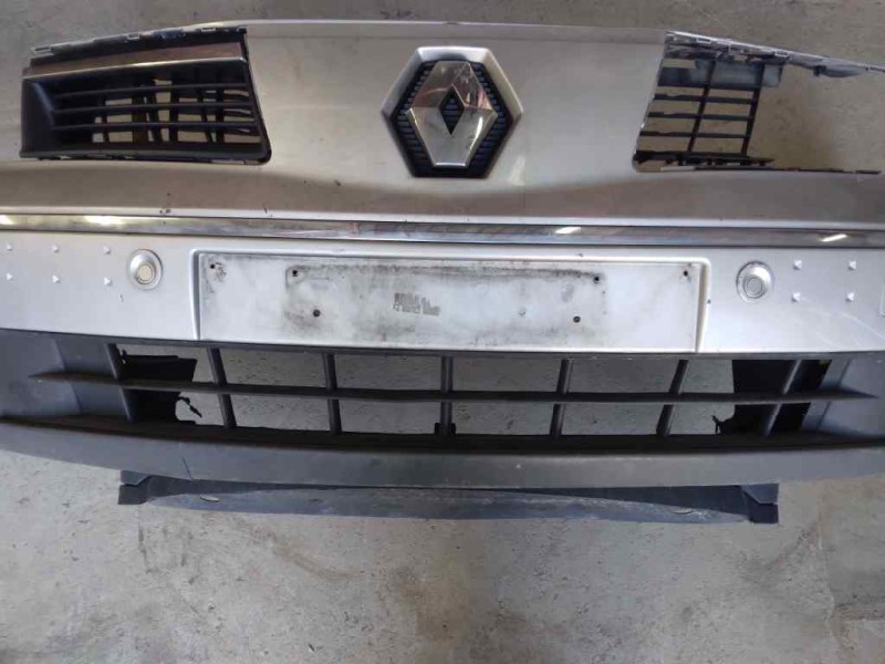 Recambio de paragolpes delantero para renault vel satis (bj0) grand confort referencia OEM IAM   