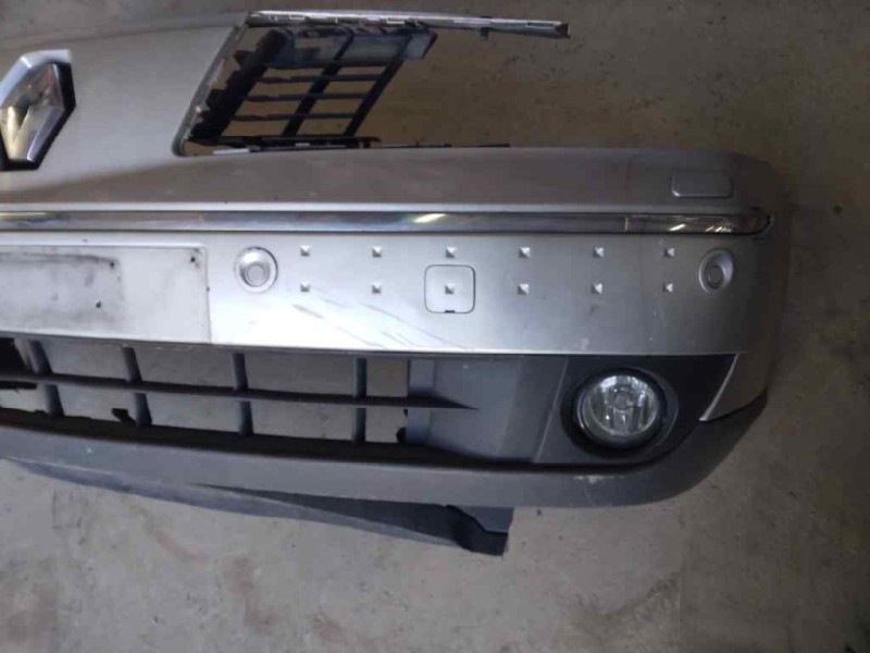 Recambio de paragolpes delantero para renault vel satis (bj0) grand confort referencia OEM IAM   