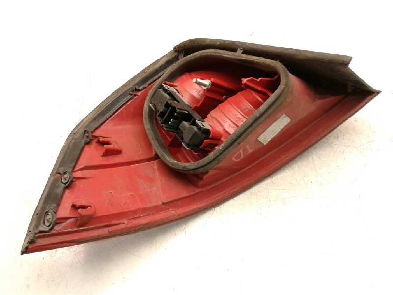 Recambio de piloto trasero derecho para renault vel satis (bj0) grand confort referencia OEM IAM 8200014360R  