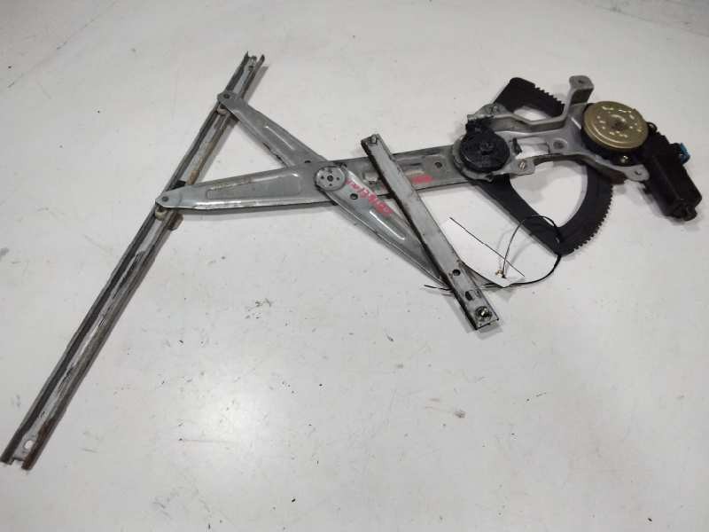 Recambio de elevalunas delantero derecho para daewoo tacuma cdx referencia OEM IAM 96261055  