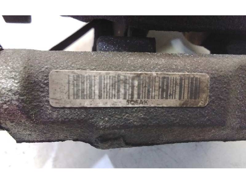 Recambio de pinza freno delantera derecha para volkswagen golf vii lim. 1.6 16v tdi dpf referencia OEM IAM 8V0615124  