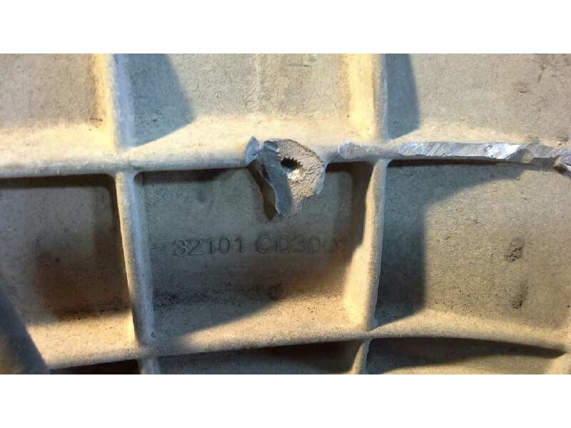 Recambio de caja cambios para nissan navara pick-up (d40m) 2.5 dci cat referencia OEM IAM 32101CD300 NV 