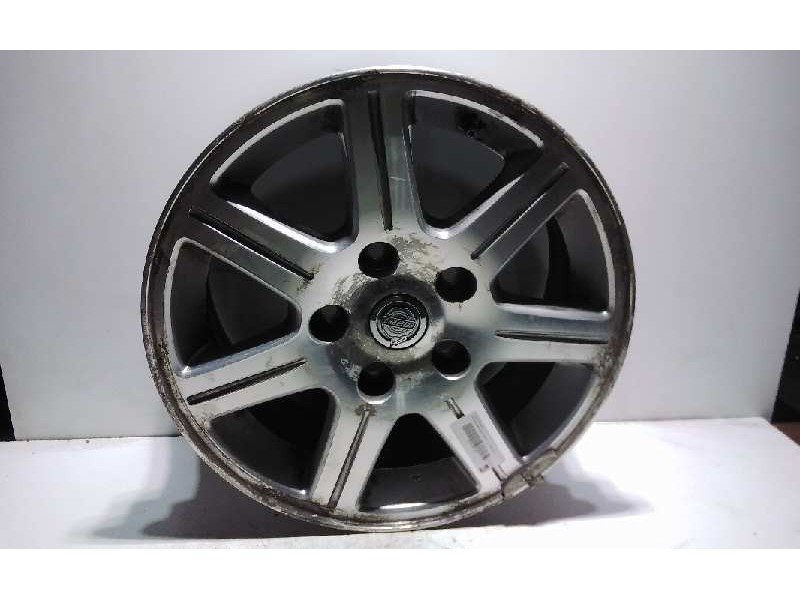Recambio de llanta aluminio para chrysler grand voyager lx referencia OEM IAM 185TORNILLOS ET8.5 
