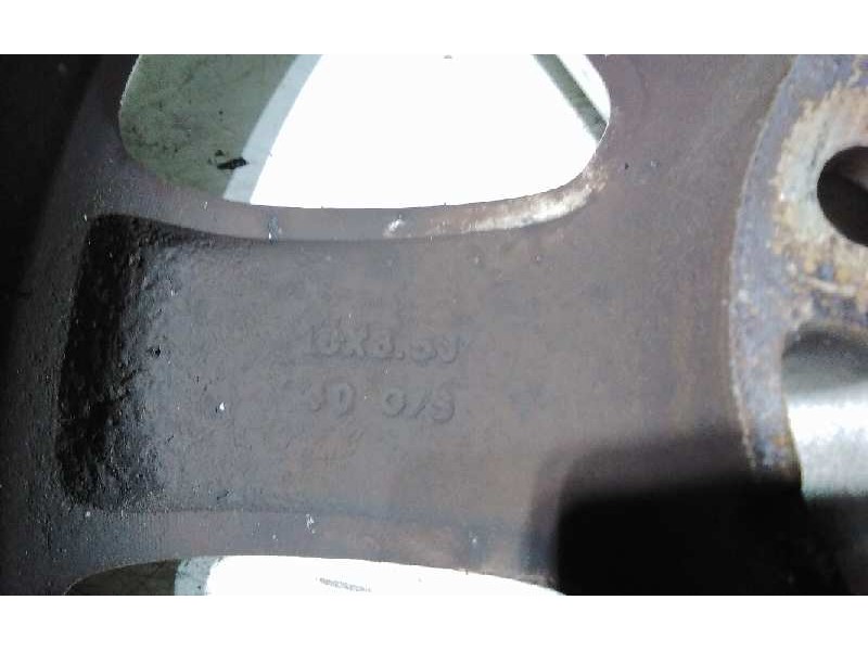 Recambio de llanta aluminio para chrysler grand voyager lx referencia OEM IAM 185TORNILLOS ET8.5 