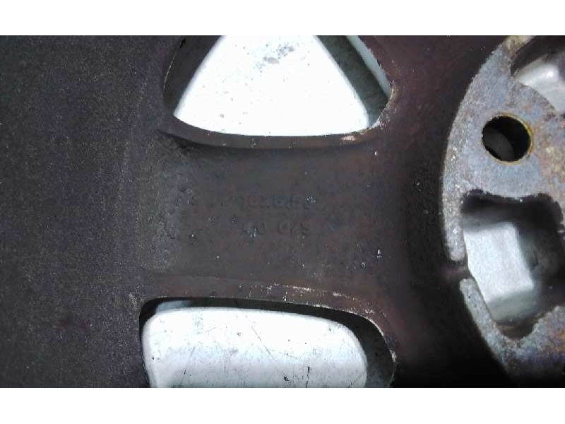 Recambio de llanta aluminio para chrysler grand voyager lx referencia OEM IAM 165TORNILLOS ET6.5 