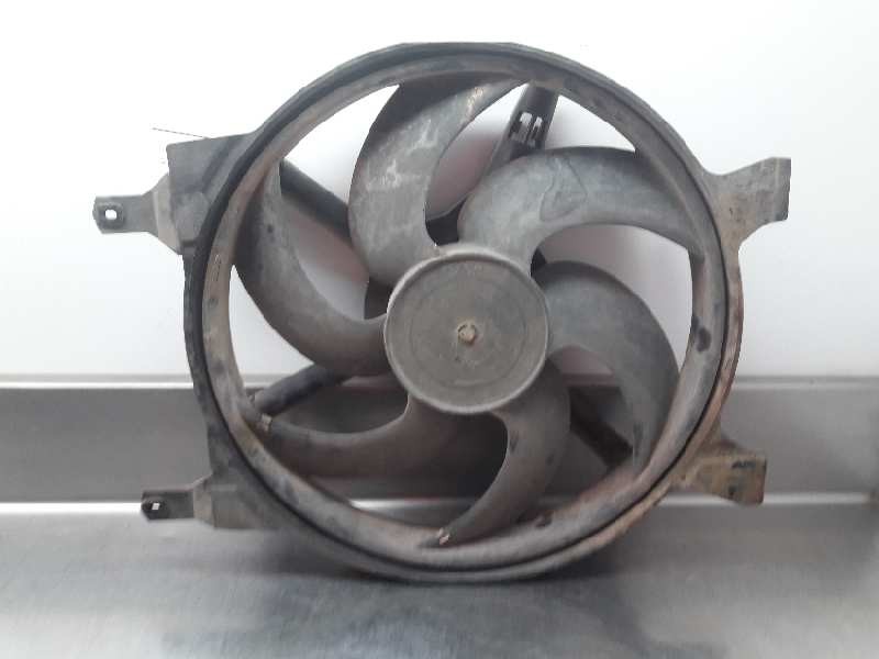 Recambio de electroventilador para renault rapid/express (f40) 1.9 d transporter t55/64 (f40p) referencia OEM IAM 7700784652  