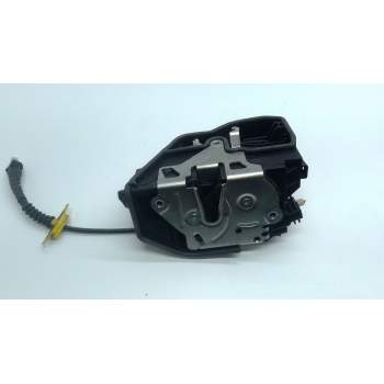 Recambio de cerradura puerta delantera izquierda para bmw 5 (e60) 525 d referencia OEM IAM 7036167  
