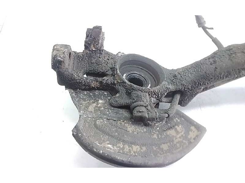 Recambio de mangueta delantera izquierda para skoda superb (3u4) classic referencia OEM IAM 8D0407257  