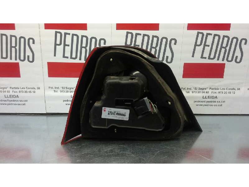 Recambio de piloto trasero derecho para mg rover serie 25 (rf) classic (5-ptas.) referencia OEM IAM XFB10088  