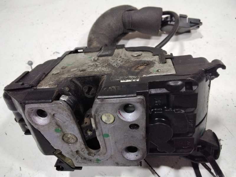 Recambio de cerradura puerta trasera izquierda para renault megane iii berlina 5 p expression referencia OEM IAM 24730UO  