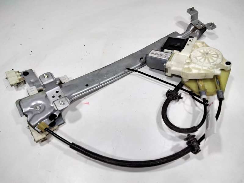 Recambio de elevalunas trasero izquierdo para renault megane iii berlina 5 p expression referencia OEM IAM 827310002R  