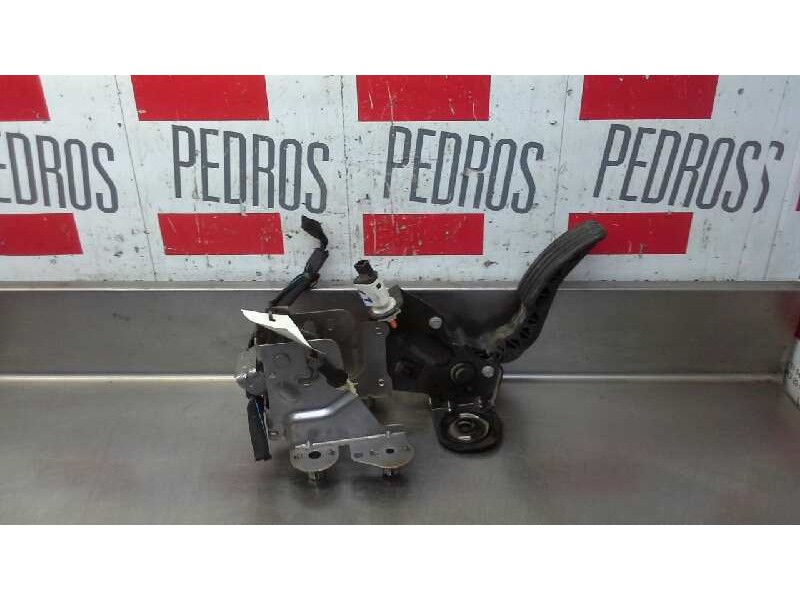 Recambio de pedal acelerador para renault megane iii berlina 5 p dynamique referencia OEM IAM 180020022R  