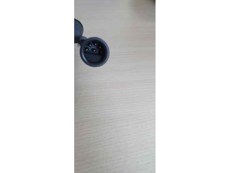 Recambio de piloto trasero derecho para nissan patrol gr (y60) referencia OEM IAM 67800  