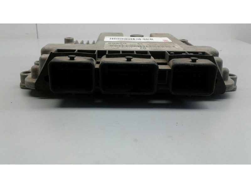 Recambio de centralita motor uce para renault megane ii berlina 3p referencia OEM IAM 0281011648 350 