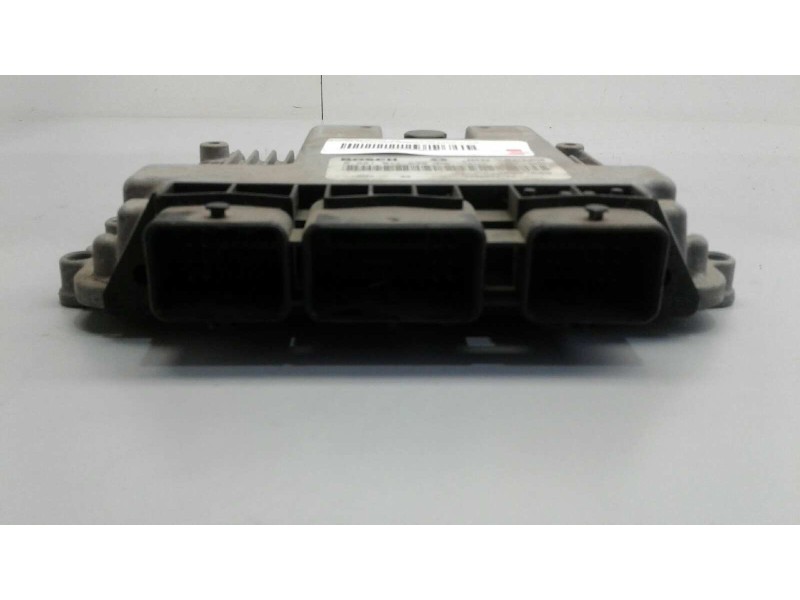 Recambio de centralita motor uce para renault trafic caja cerrada (ab 4.01) referencia OEM IAM 0281011530 350 