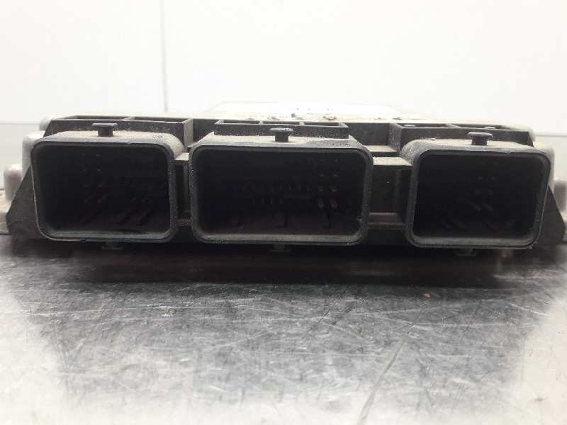 Recambio de centralita motor uce para renault megane ii berlina 5p referencia OEM IAM 0281011648 368 