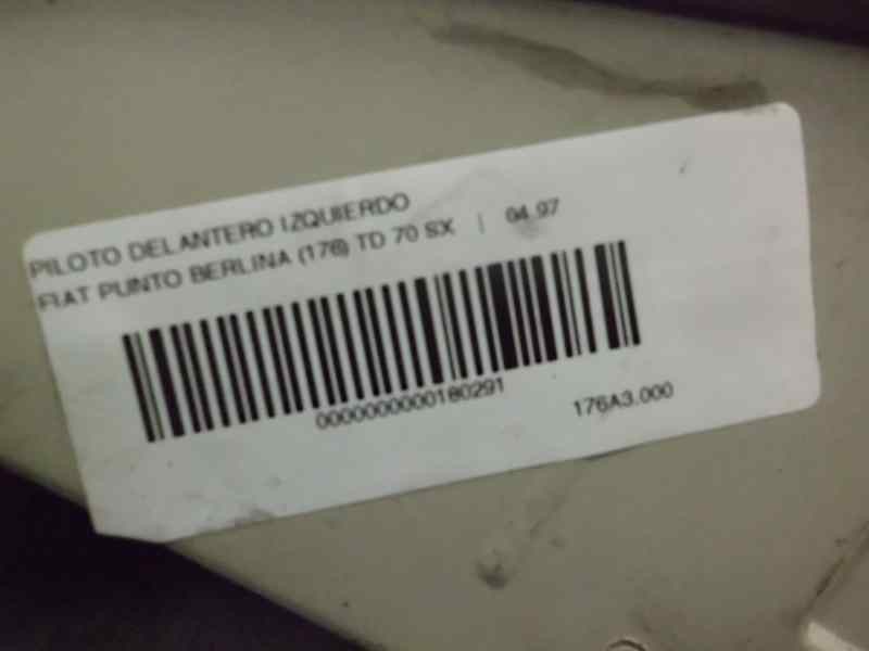 Recambio de piloto delantero izquierdo para fiat punto berlina (176) td 70 sx referencia OEM IAM 0007732480  