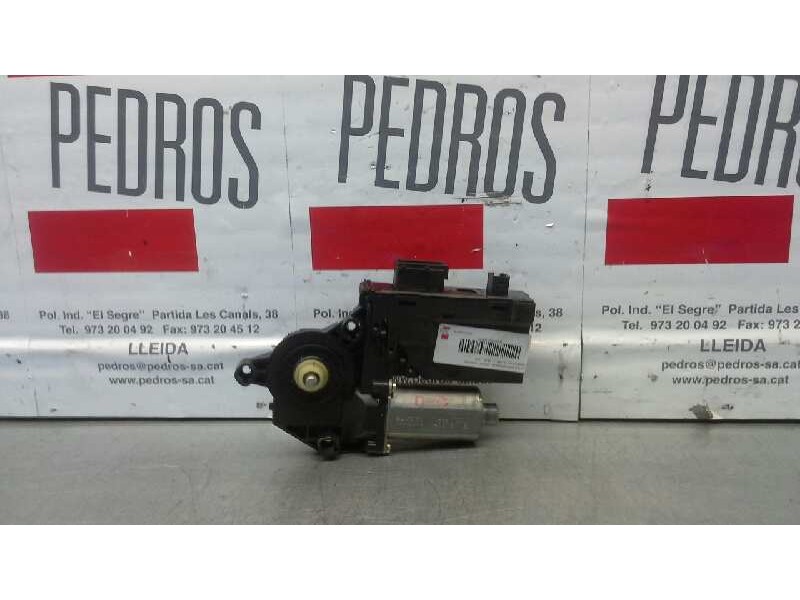 Recambio de motor elevalunas delantero derecho para peugeot 307 (s1) xs referencia OEM IAM 0130821766  